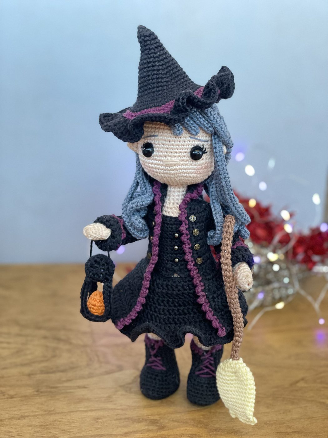 Niona the Witch crochet amigurumi, photo 2