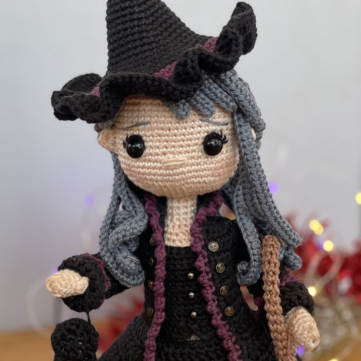 Niona the Witch crochet pattern, finished amigurumi